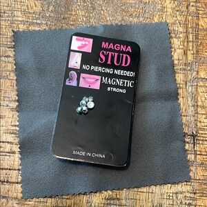 Magna Stud Magnetic Noserings